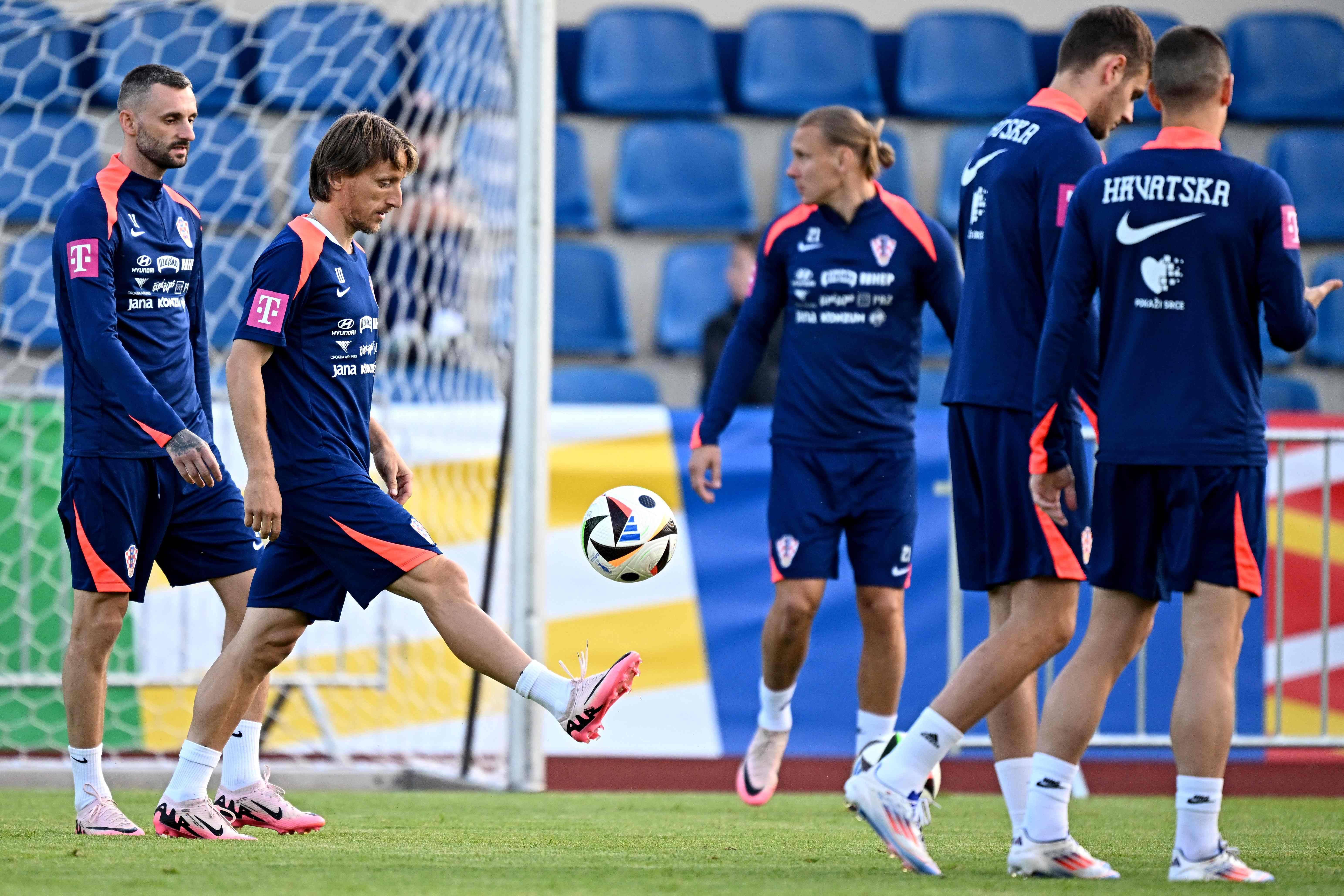 逆转克罗地亚，晋级欧洲杯半决赛