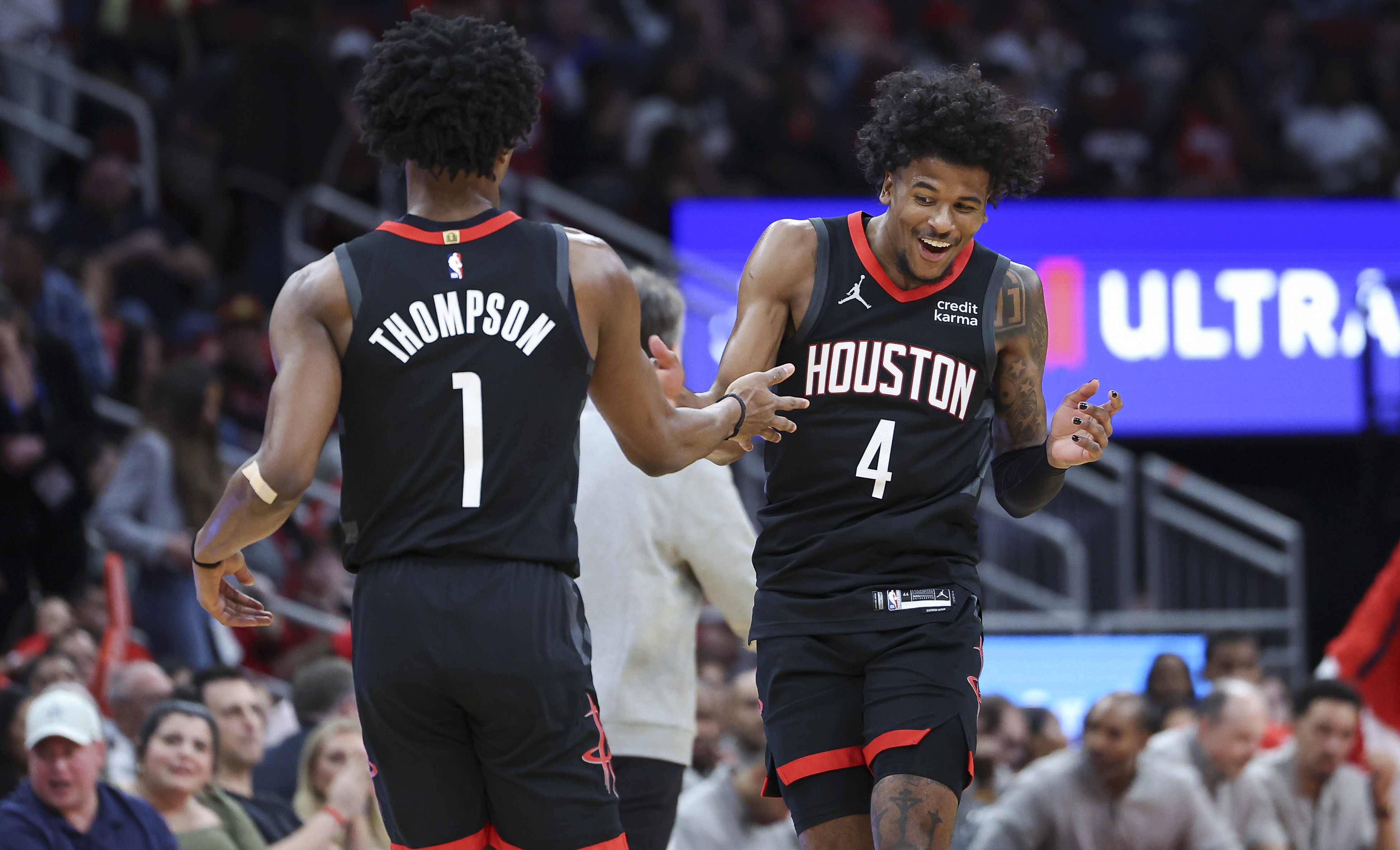 火箭主场惨胜灰熊，取得对手五连胜的简单介绍