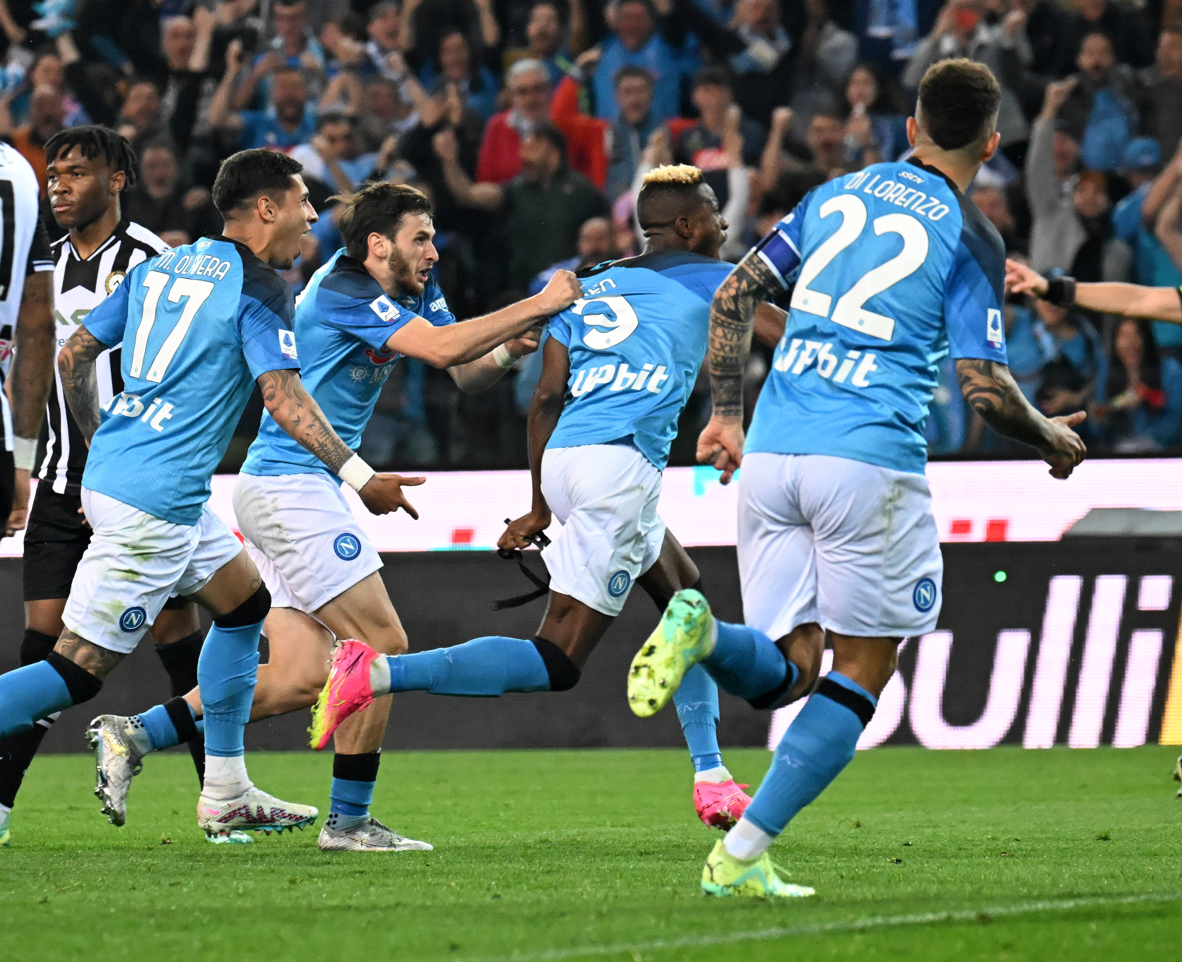 佛罗伦萨主场大胜,冲刺保级的简单介绍 佛罗伦萨主场大胜,冲刺保级的简单介绍