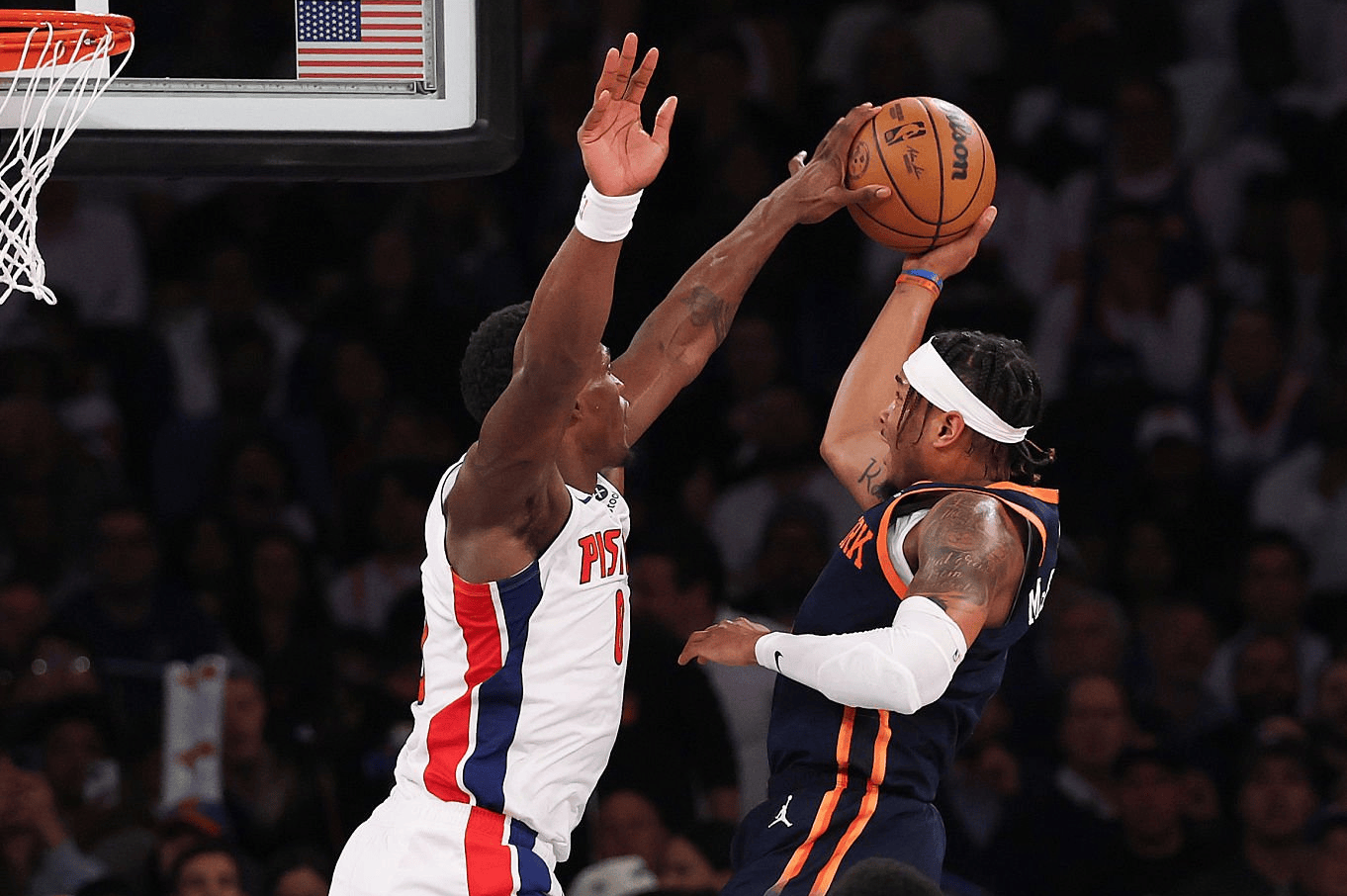 尼克斯击败活塞,继续发威 尼克斯击败活塞,继续发威