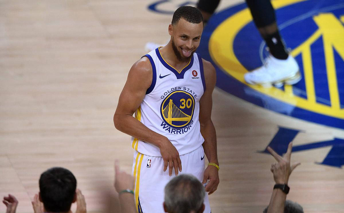 勇士客场惨败国王，遭遇失利