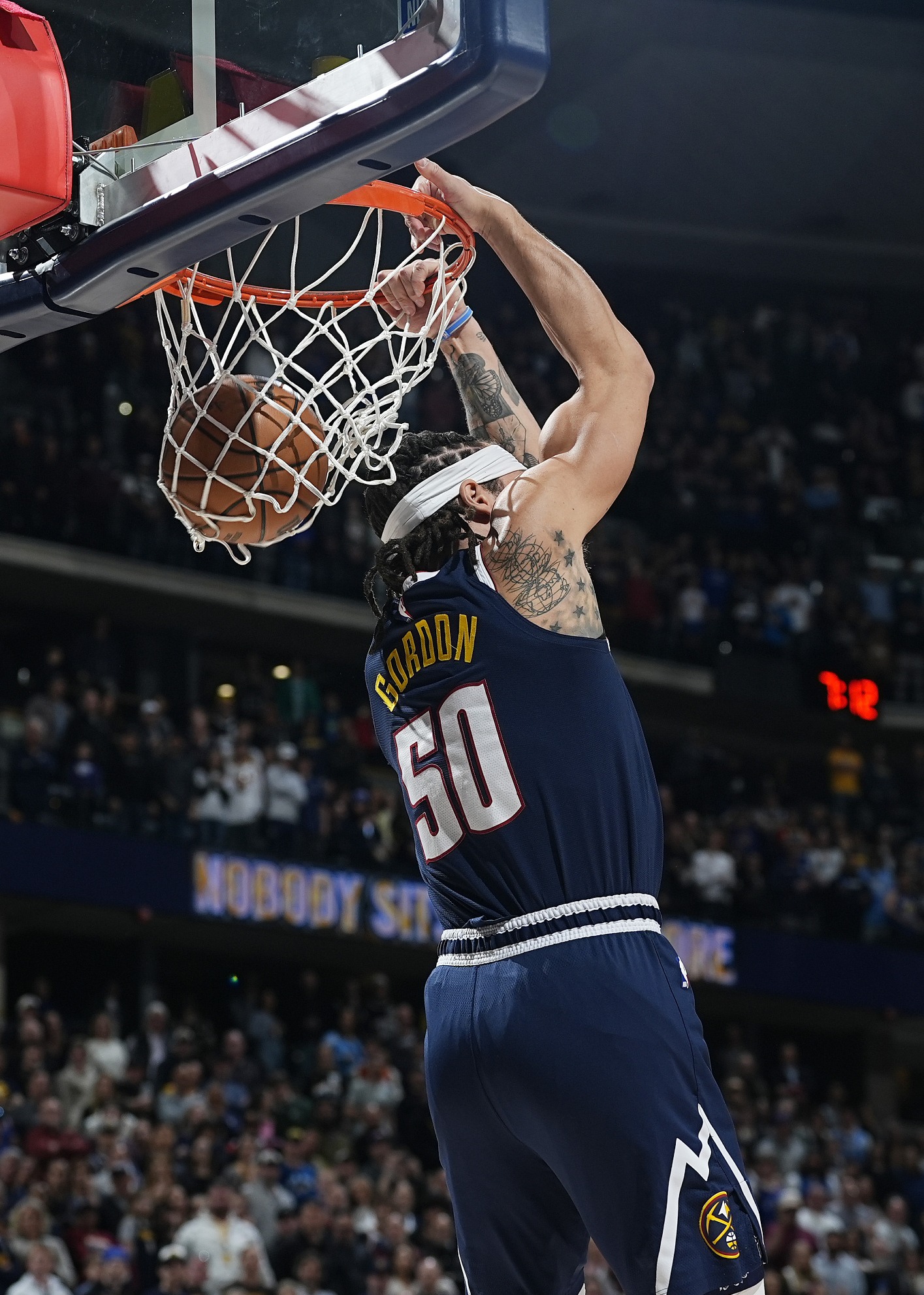 猛龙逆转掘金，乔治刷新纪录